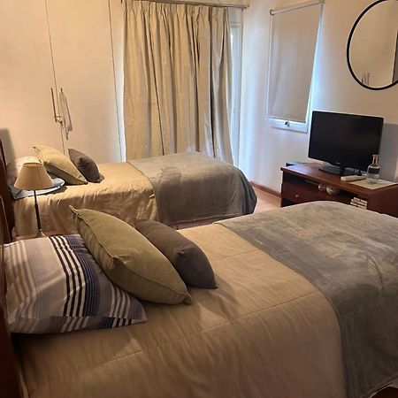 Casa 6 A Malibu 3Km Del Aeropuerto Podes Dejar Tu Auto Villa Allende Exteriör bild