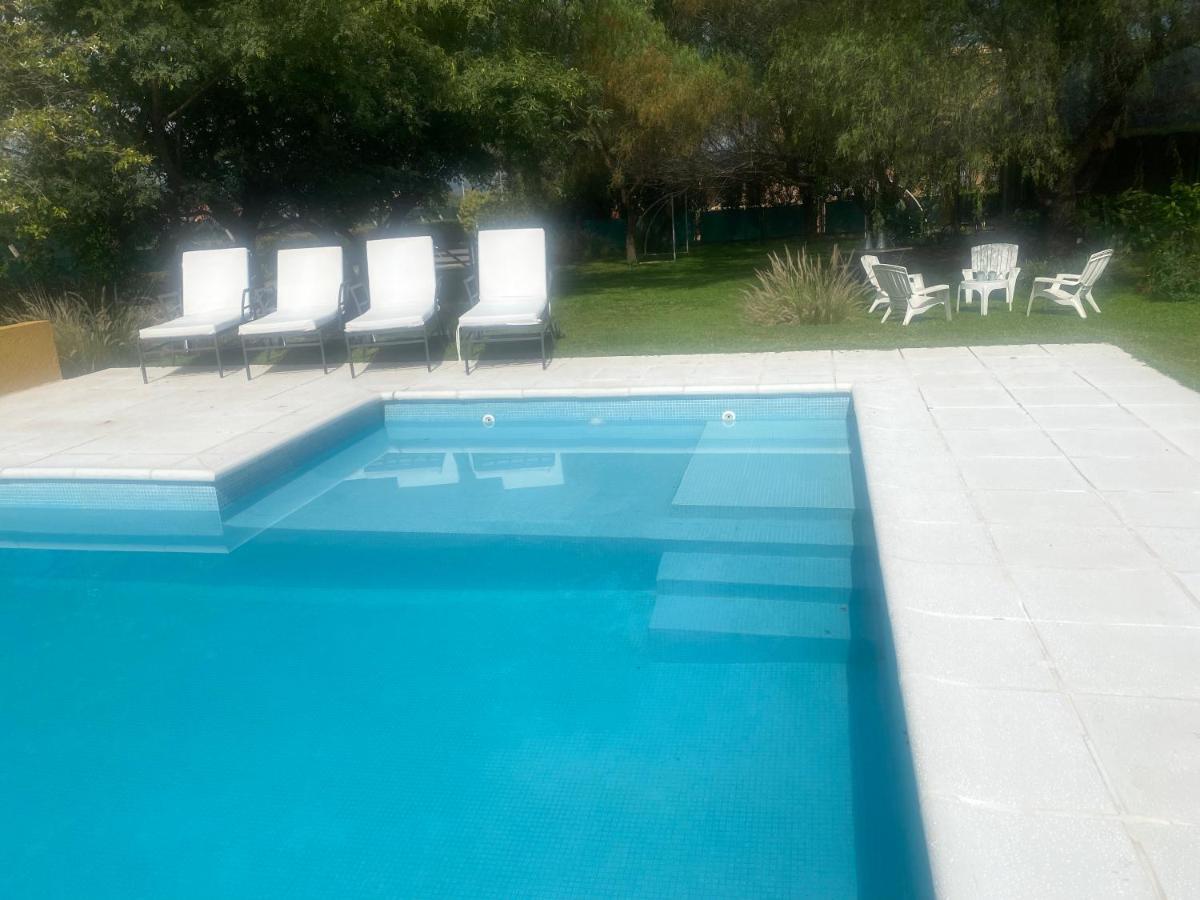 Casa 6 A Malibu 3Km Del Aeropuerto Podes Dejar Tu Auto Villa Allende Exteriör bild