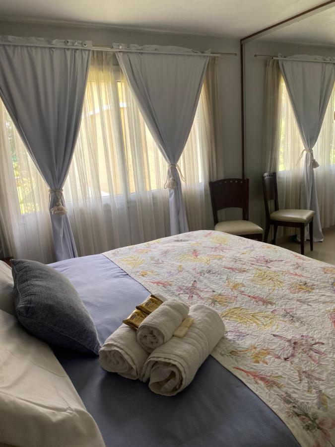 Casa 6 A Malibu 3Km Del Aeropuerto Podes Dejar Tu Auto Villa Allende Exteriör bild