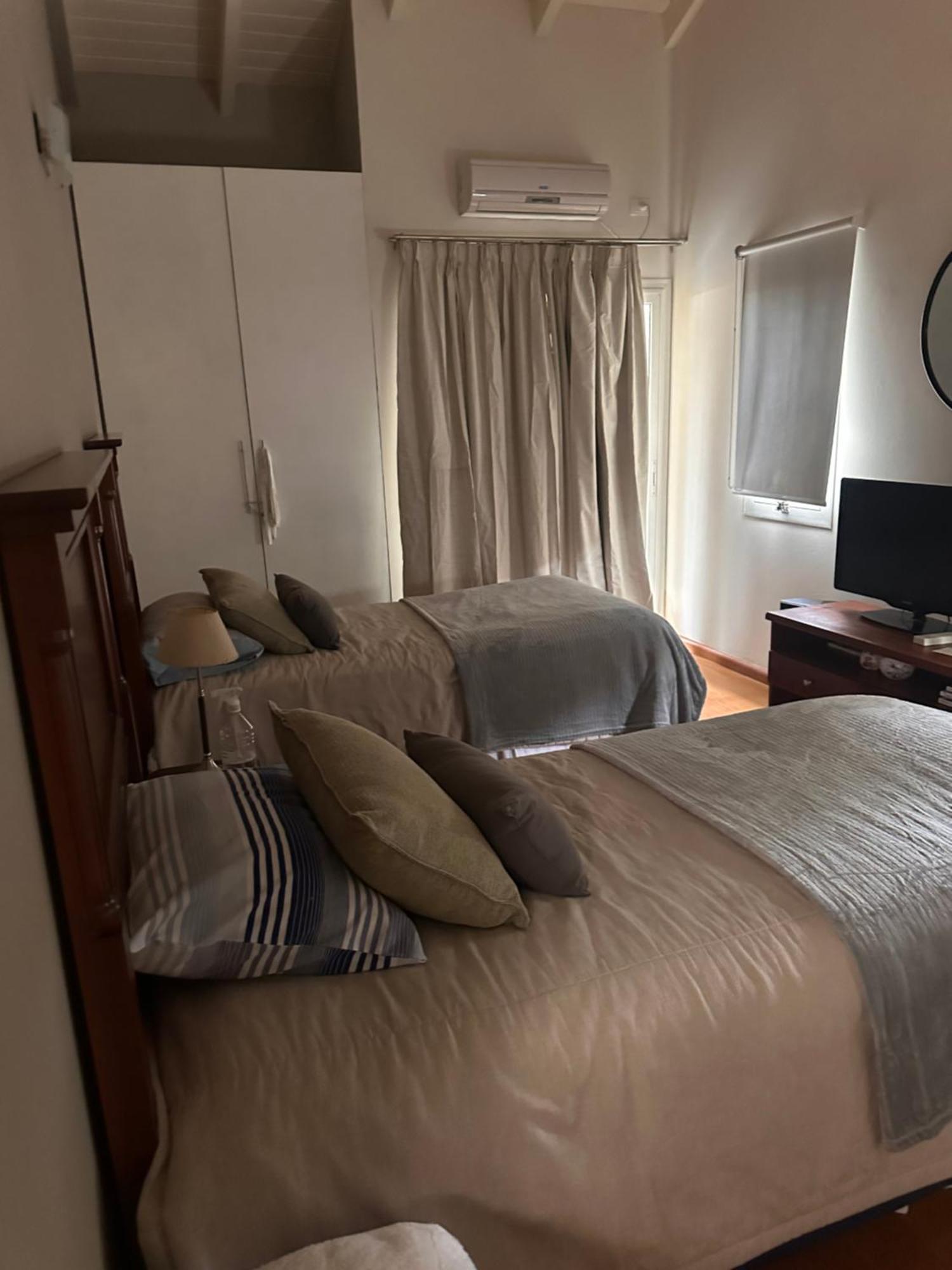 Casa 6 A Malibu 3Km Del Aeropuerto Podes Dejar Tu Auto Villa Allende Exteriör bild
